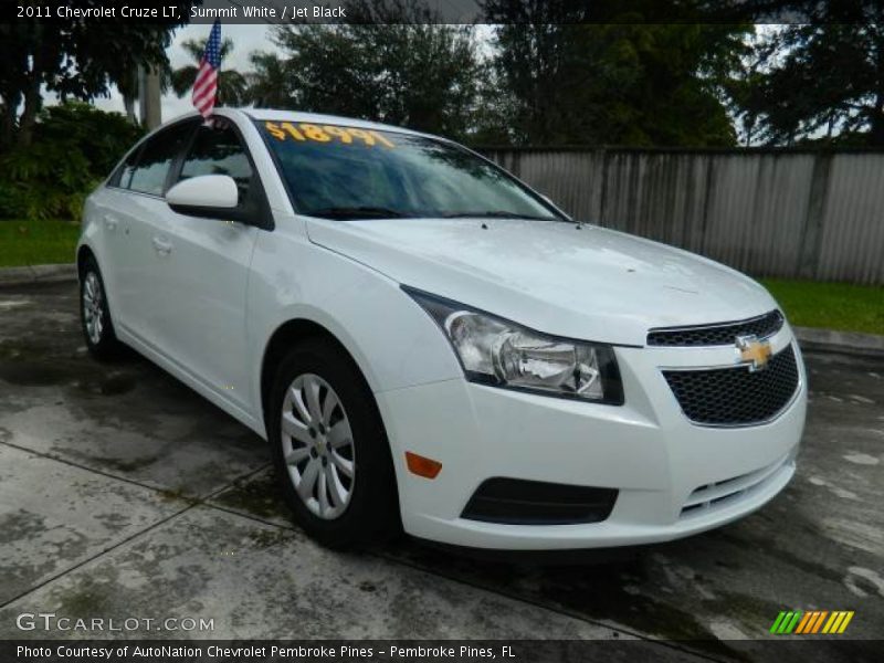 Summit White / Jet Black 2011 Chevrolet Cruze LT