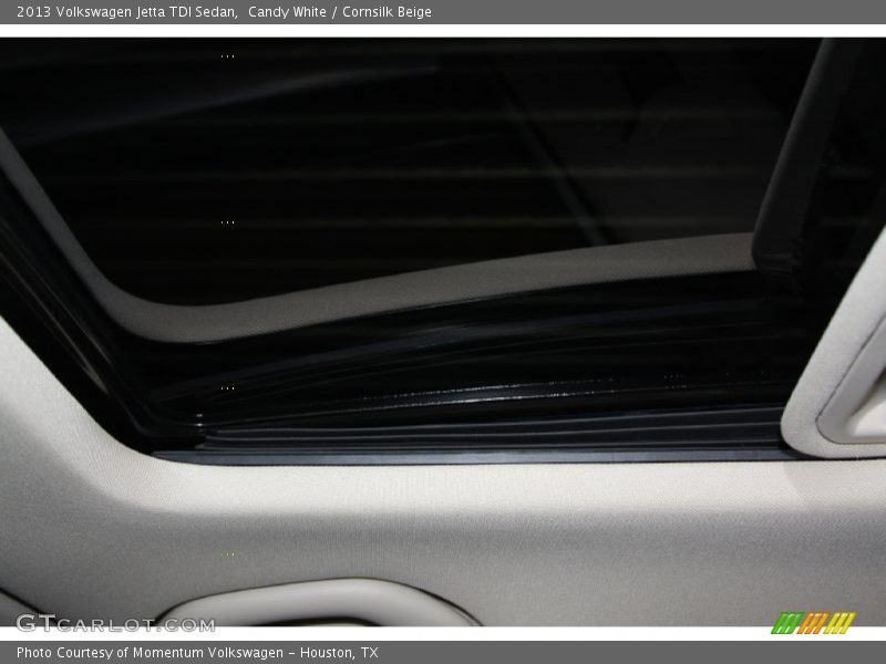 Candy White / Cornsilk Beige 2013 Volkswagen Jetta TDI Sedan