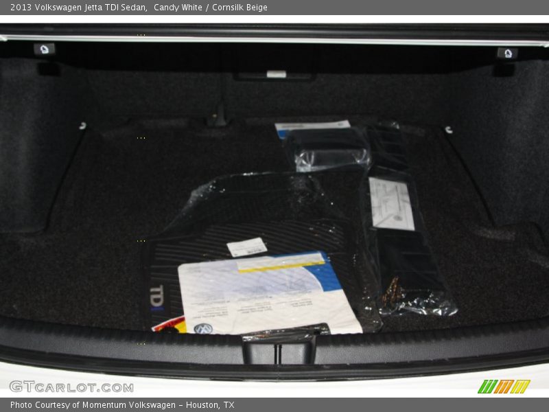 Candy White / Cornsilk Beige 2013 Volkswagen Jetta TDI Sedan