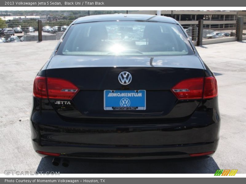 Black Uni / Titan Black 2013 Volkswagen Jetta S Sedan
