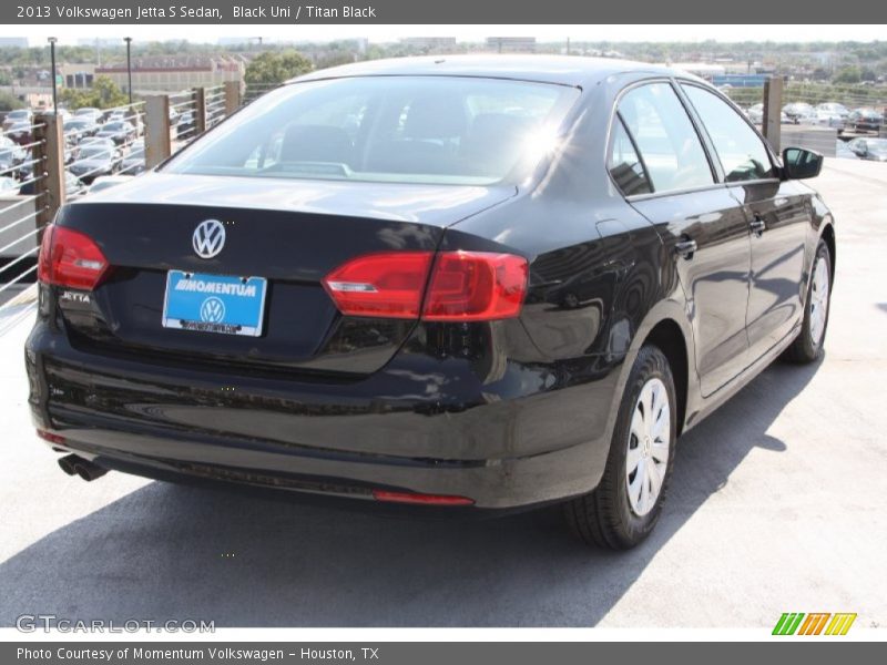 Black Uni / Titan Black 2013 Volkswagen Jetta S Sedan