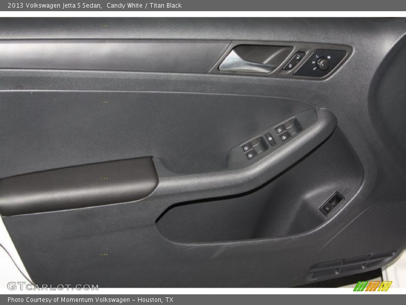 Candy White / Titan Black 2013 Volkswagen Jetta S Sedan