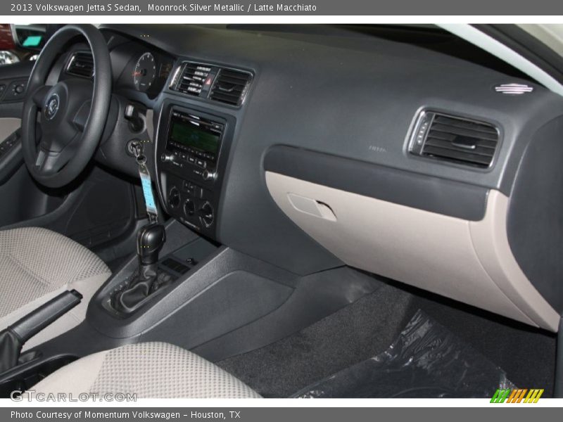 Moonrock Silver Metallic / Latte Macchiato 2013 Volkswagen Jetta S Sedan