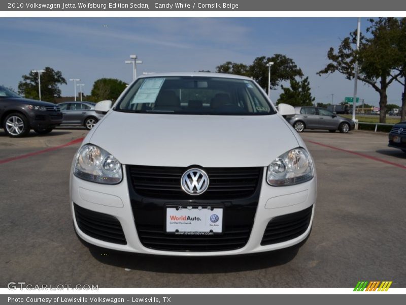 Candy White / Cornsilk Beige 2010 Volkswagen Jetta Wolfsburg Edition Sedan