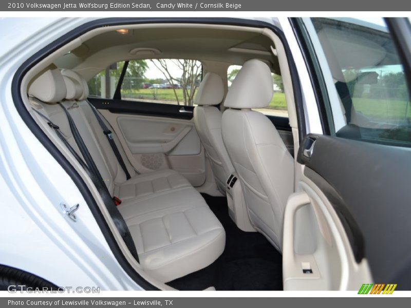 Candy White / Cornsilk Beige 2010 Volkswagen Jetta Wolfsburg Edition Sedan