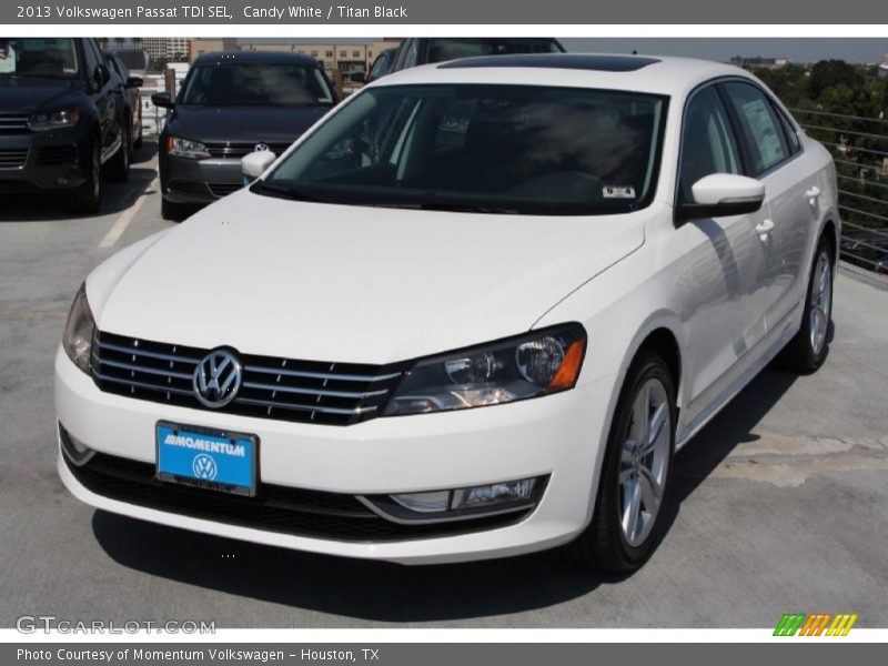 Candy White / Titan Black 2013 Volkswagen Passat TDI SEL