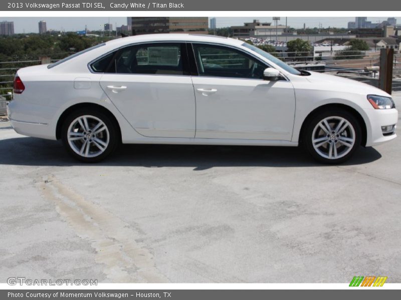 Candy White / Titan Black 2013 Volkswagen Passat TDI SEL