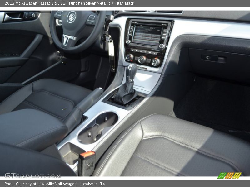 Tungsten Silver Metallic / Titan Black 2013 Volkswagen Passat 2.5L SE