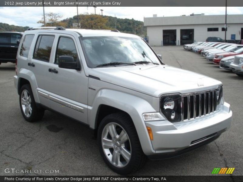 Bright Silver Metallic / Dark Slate Gray 2012 Jeep Liberty Jet 4x4