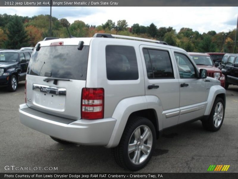 Bright Silver Metallic / Dark Slate Gray 2012 Jeep Liberty Jet 4x4