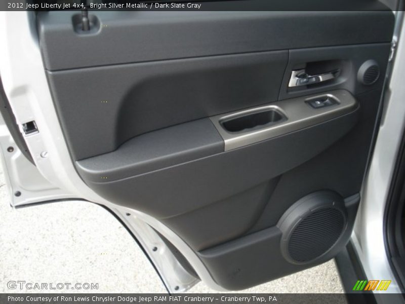 Bright Silver Metallic / Dark Slate Gray 2012 Jeep Liberty Jet 4x4