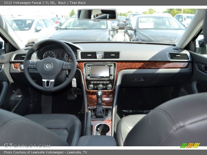 Black / Titan Black 2013 Volkswagen Passat 2.5L SEL
