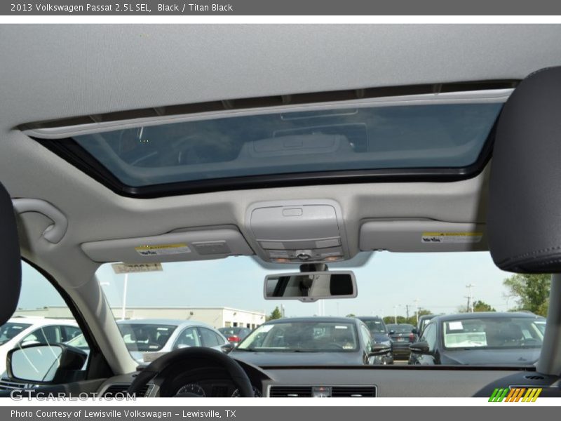 Black / Titan Black 2013 Volkswagen Passat 2.5L SEL