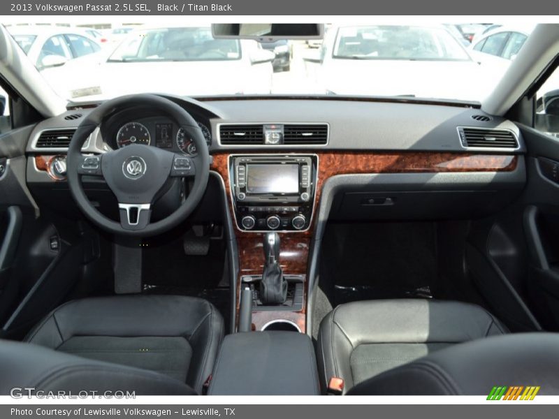 Black / Titan Black 2013 Volkswagen Passat 2.5L SEL