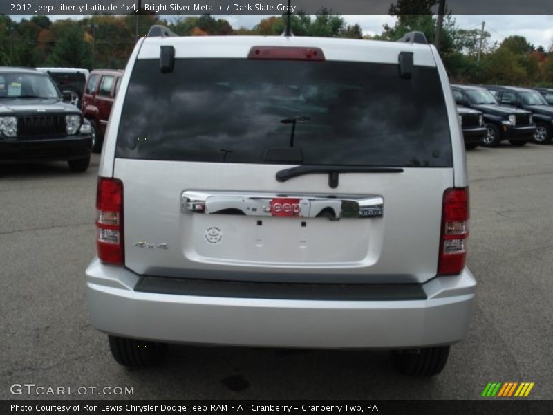 Bright Silver Metallic / Dark Slate Gray 2012 Jeep Liberty Latitude 4x4