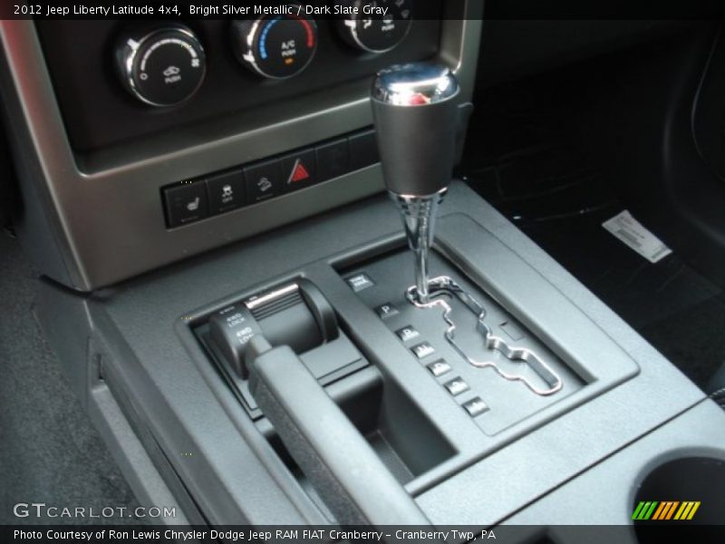 Bright Silver Metallic / Dark Slate Gray 2012 Jeep Liberty Latitude 4x4