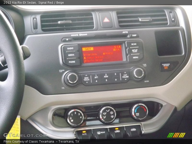 Controls of 2013 Rio EX Sedan