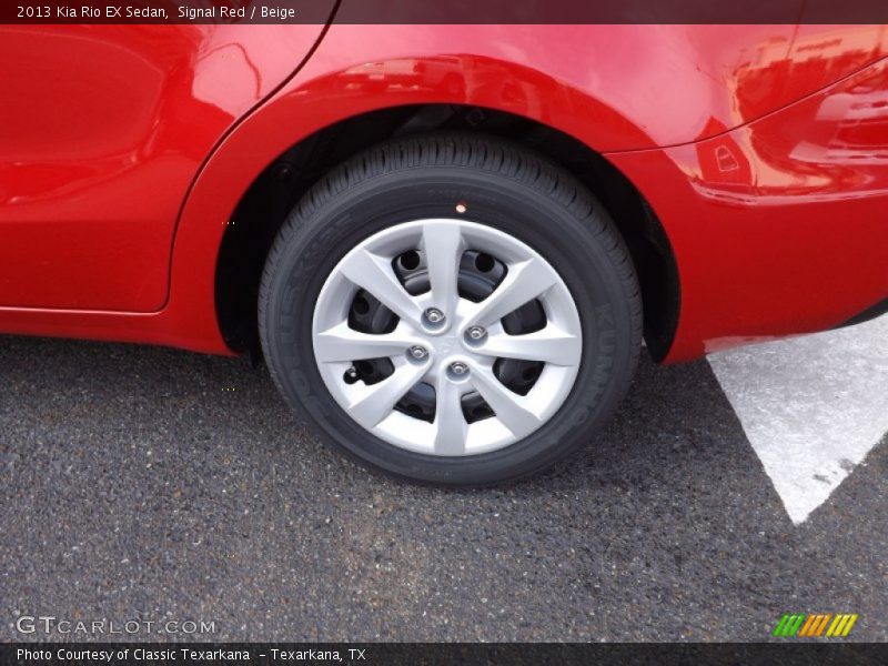  2013 Rio EX Sedan Wheel