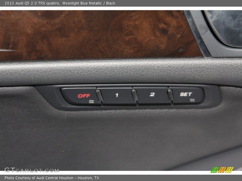 Moonlight Blue Metallic / Black 2013 Audi Q5 2.0 TFSI quattro