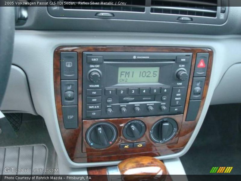 Reflex Silver Metallic / Grey 2005 Volkswagen Passat GLS TDI Sedan