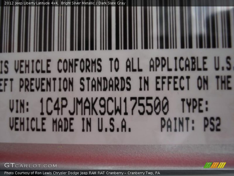 Bright Silver Metallic / Dark Slate Gray 2012 Jeep Liberty Latitude 4x4