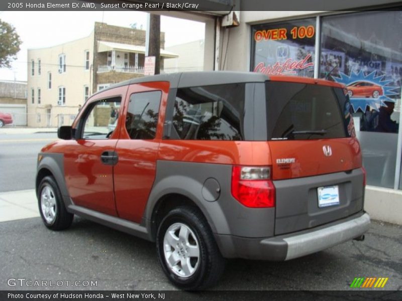 Sunset Orange Pearl / Black/Gray 2005 Honda Element EX AWD