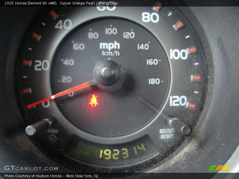 Sunset Orange Pearl / Black/Gray 2005 Honda Element EX AWD