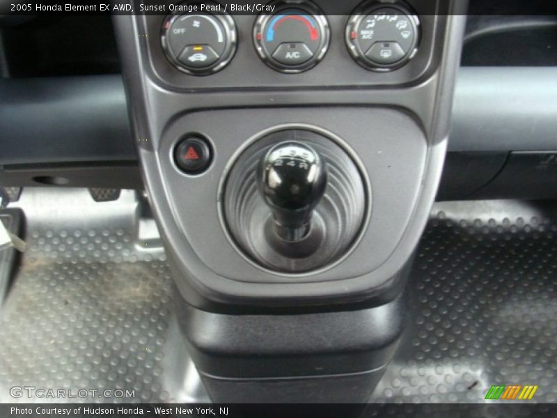  2005 Element EX AWD 5 Speed Manual Shifter
