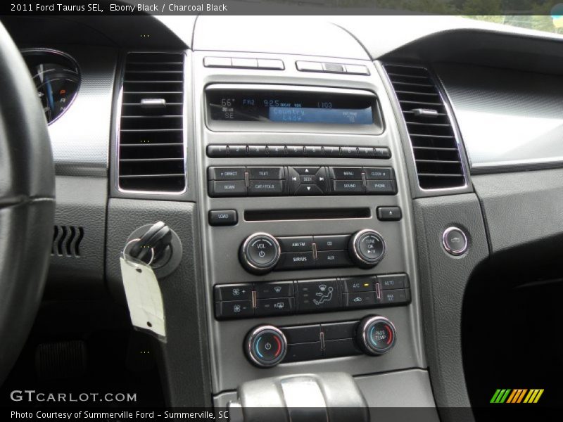 Ebony Black / Charcoal Black 2011 Ford Taurus SEL