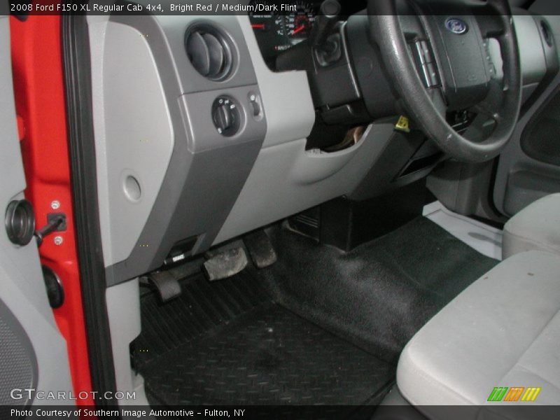 Bright Red / Medium/Dark Flint 2008 Ford F150 XL Regular Cab 4x4