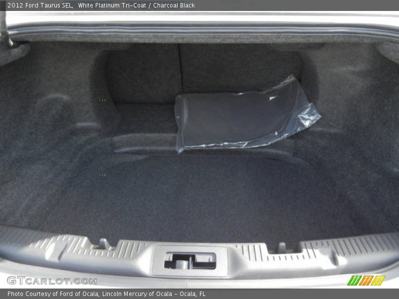 White Platinum Tri-Coat / Charcoal Black 2012 Ford Taurus SEL