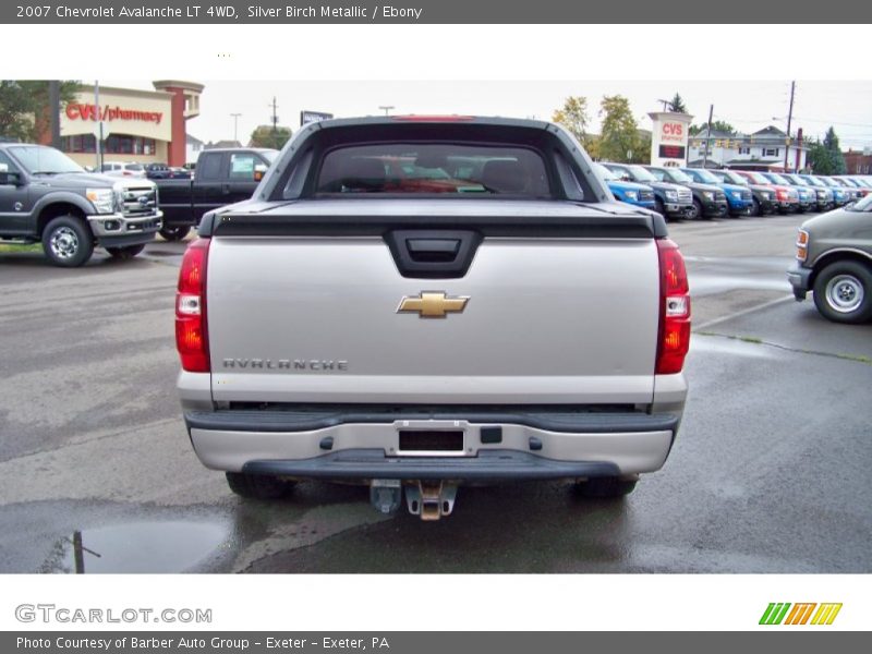 Silver Birch Metallic / Ebony 2007 Chevrolet Avalanche LT 4WD