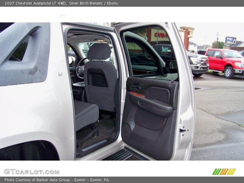 Silver Birch Metallic / Ebony 2007 Chevrolet Avalanche LT 4WD