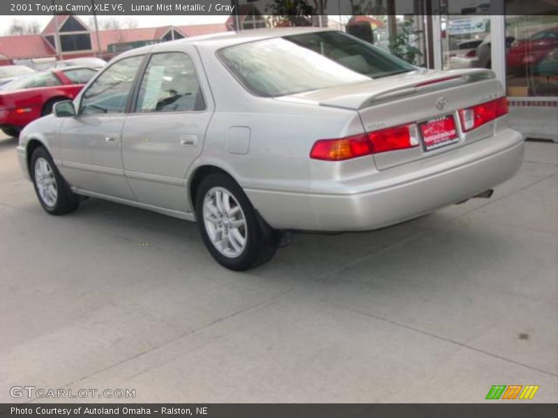 Lunar Mist Metallic / Gray 2001 Toyota Camry XLE V6