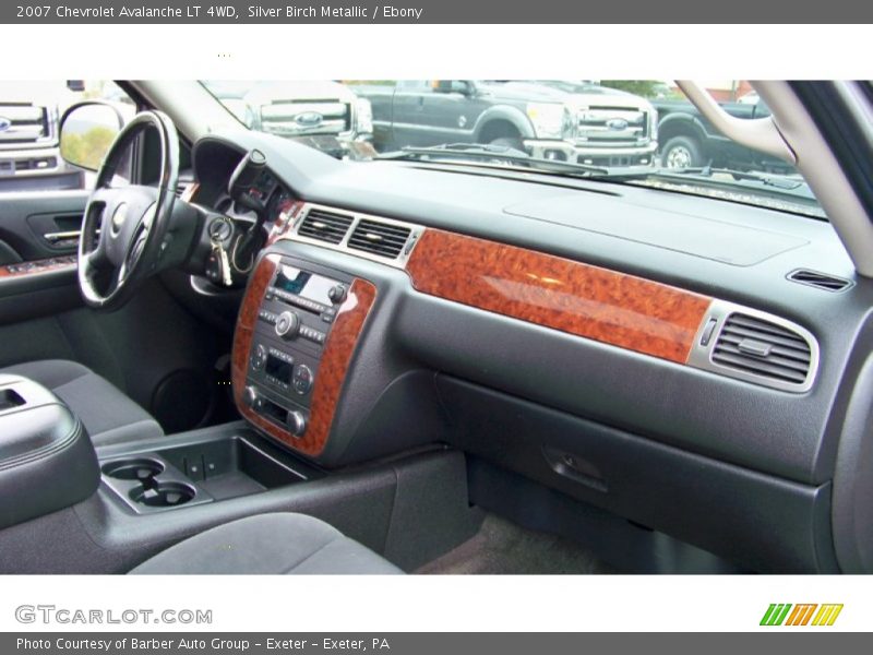 Dashboard of 2007 Avalanche LT 4WD