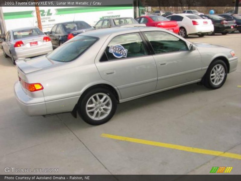 Lunar Mist Metallic / Gray 2001 Toyota Camry XLE V6