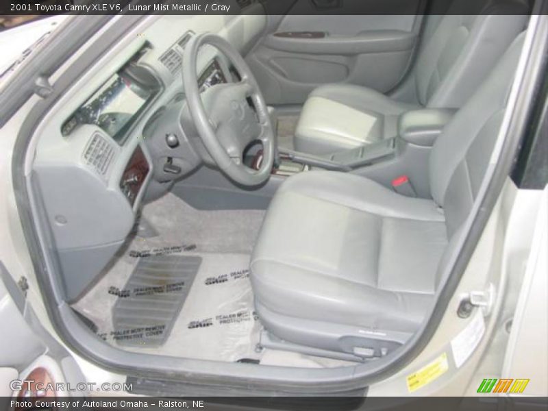 Lunar Mist Metallic / Gray 2001 Toyota Camry XLE V6
