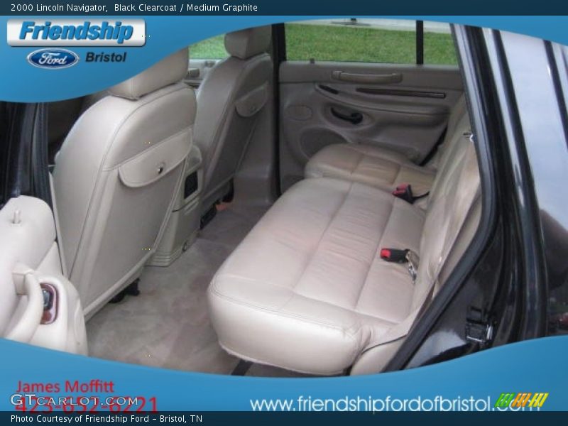 Black Clearcoat / Medium Graphite 2000 Lincoln Navigator