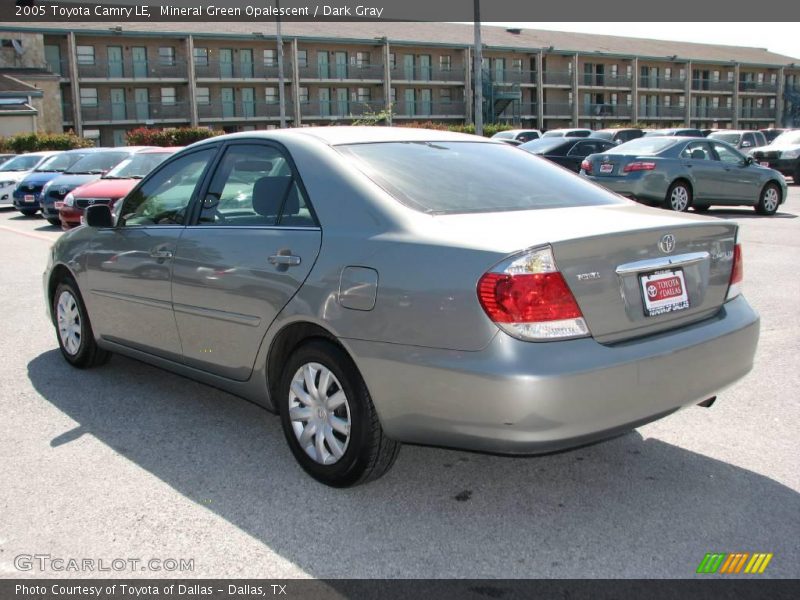 Mineral Green Opalescent / Dark Gray 2005 Toyota Camry LE
