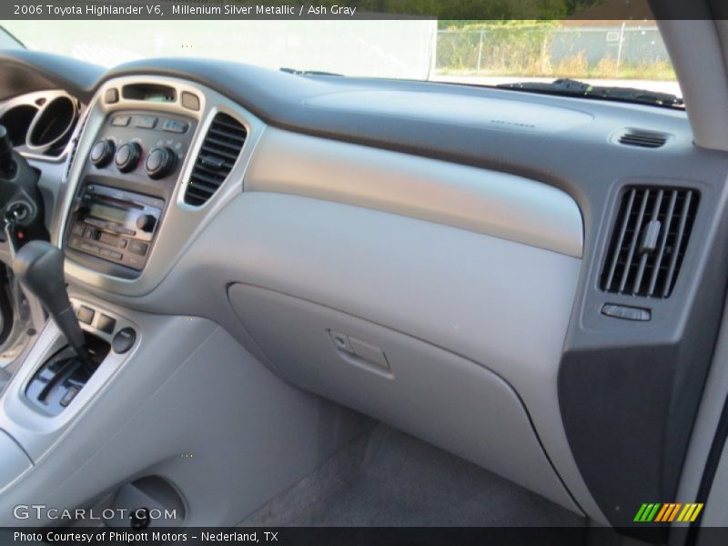 Millenium Silver Metallic / Ash Gray 2006 Toyota Highlander V6