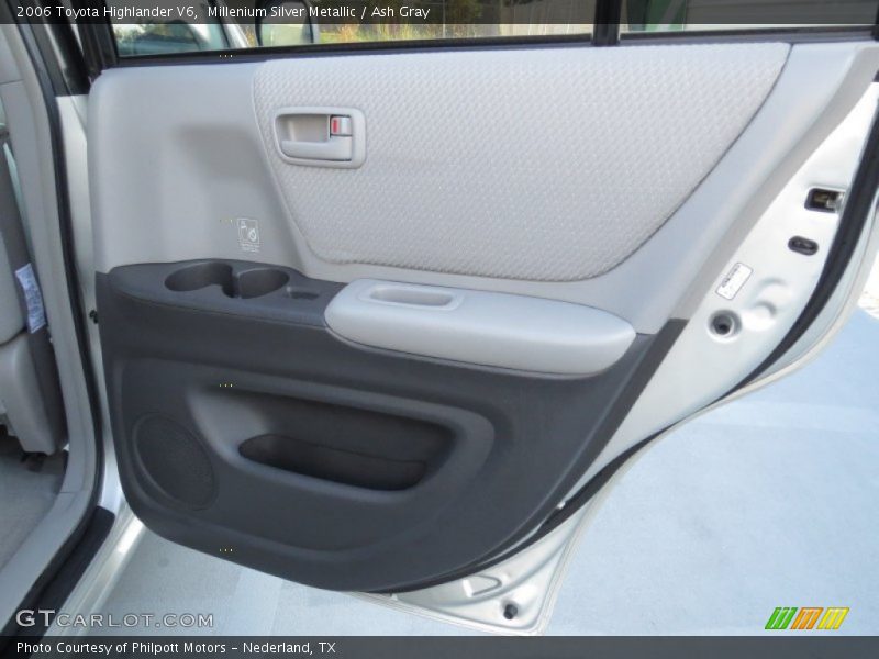 Millenium Silver Metallic / Ash Gray 2006 Toyota Highlander V6