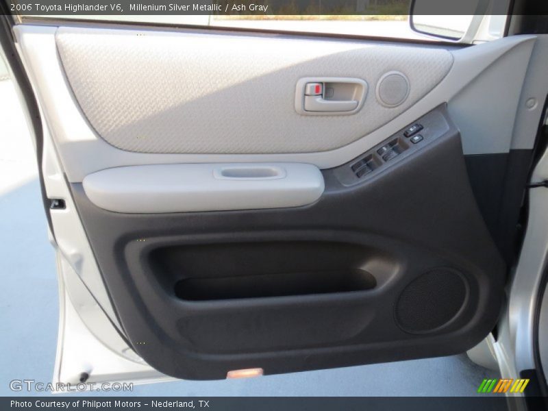 Millenium Silver Metallic / Ash Gray 2006 Toyota Highlander V6