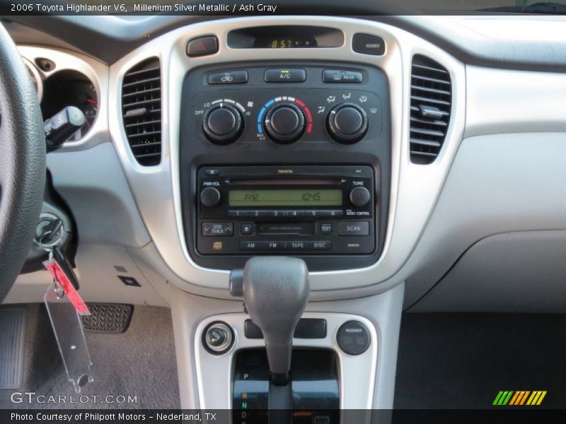 Millenium Silver Metallic / Ash Gray 2006 Toyota Highlander V6
