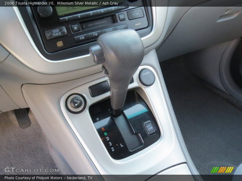Millenium Silver Metallic / Ash Gray 2006 Toyota Highlander V6