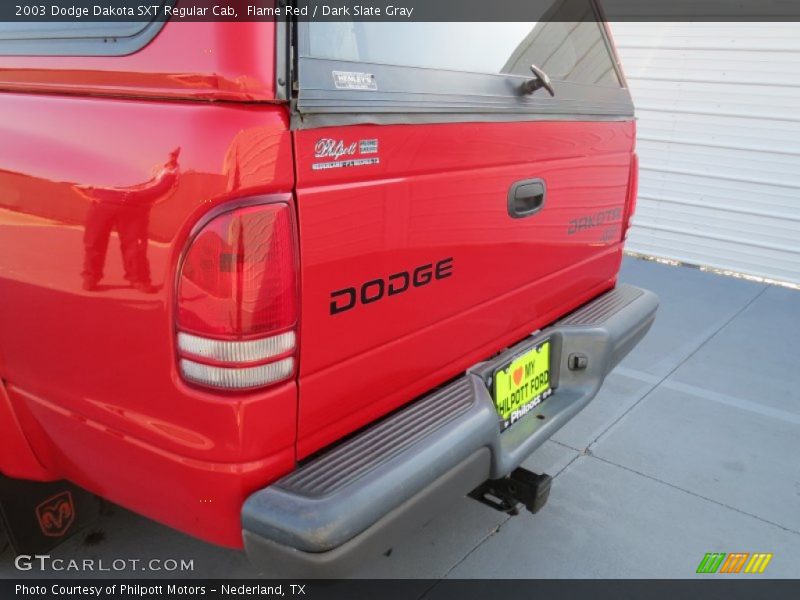 Flame Red / Dark Slate Gray 2003 Dodge Dakota SXT Regular Cab