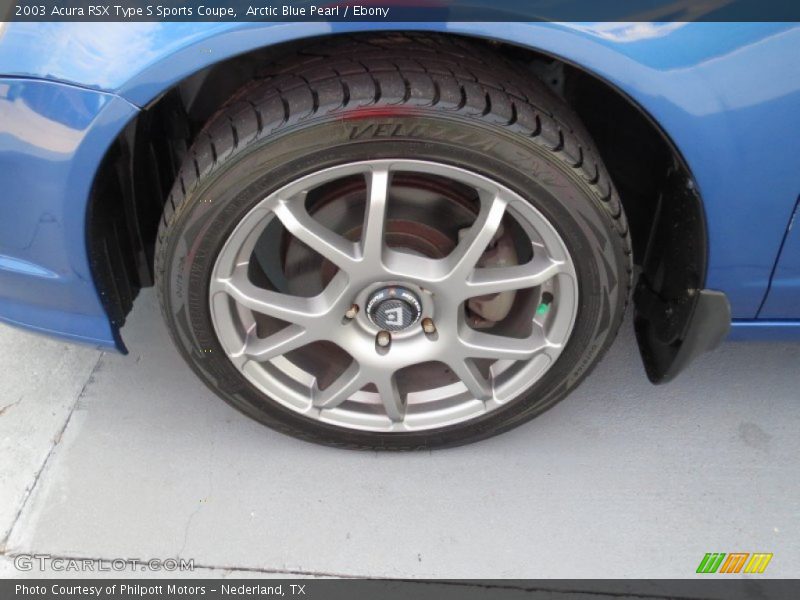 Custom Wheels of 2003 RSX Type S Sports Coupe
