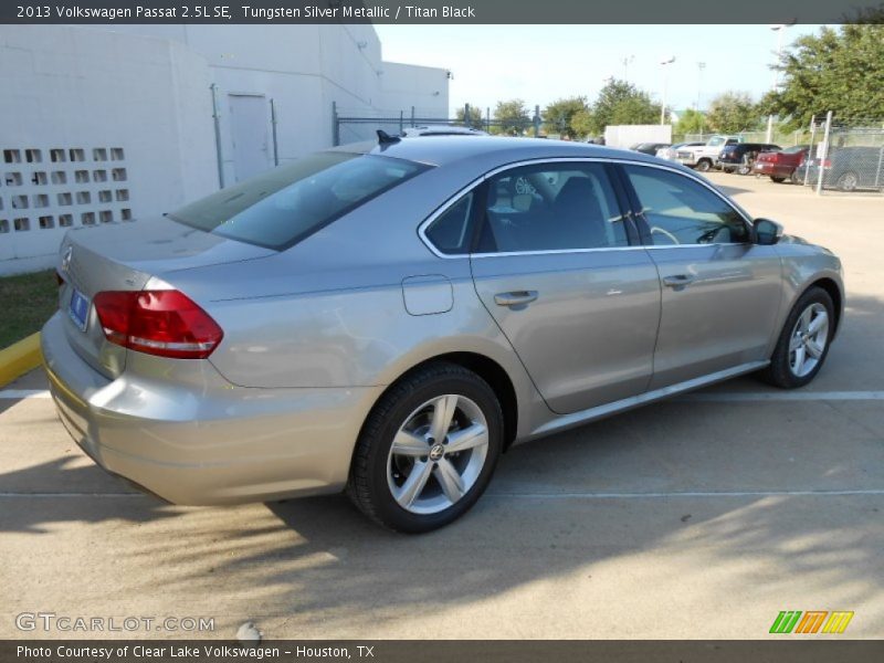Tungsten Silver Metallic / Titan Black 2013 Volkswagen Passat 2.5L SE