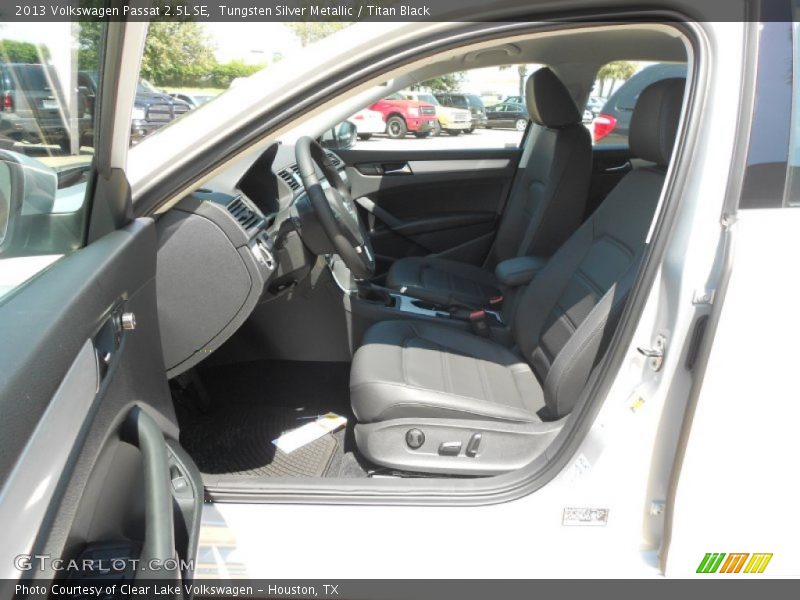 Tungsten Silver Metallic / Titan Black 2013 Volkswagen Passat 2.5L SE