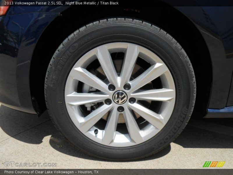 Night Blue Metallic / Titan Black 2013 Volkswagen Passat 2.5L SEL