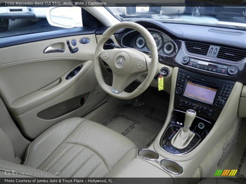 Arctic White / Cashmere 2009 Mercedes-Benz CLS 550
